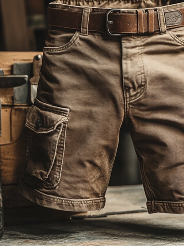 Louis | Retro cargo shorts with multiple pockets