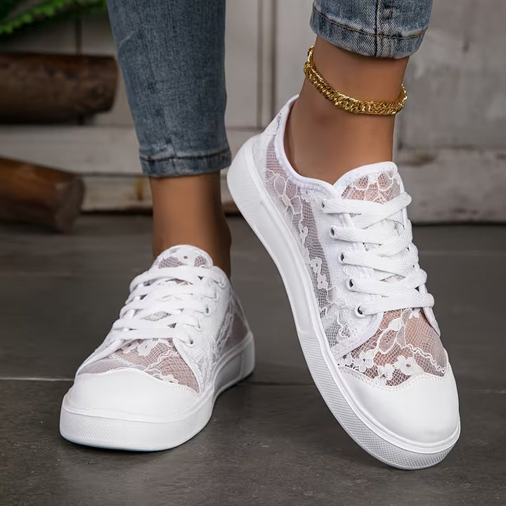 Noelle | Floral Lace Sneakers