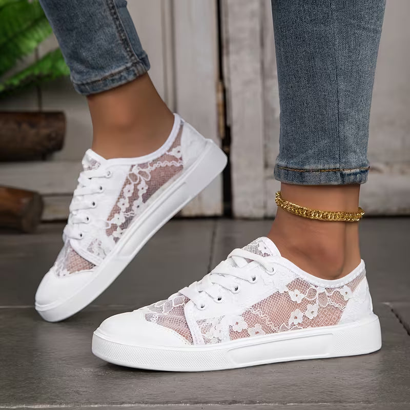 Noelle | Floral Lace Sneakers