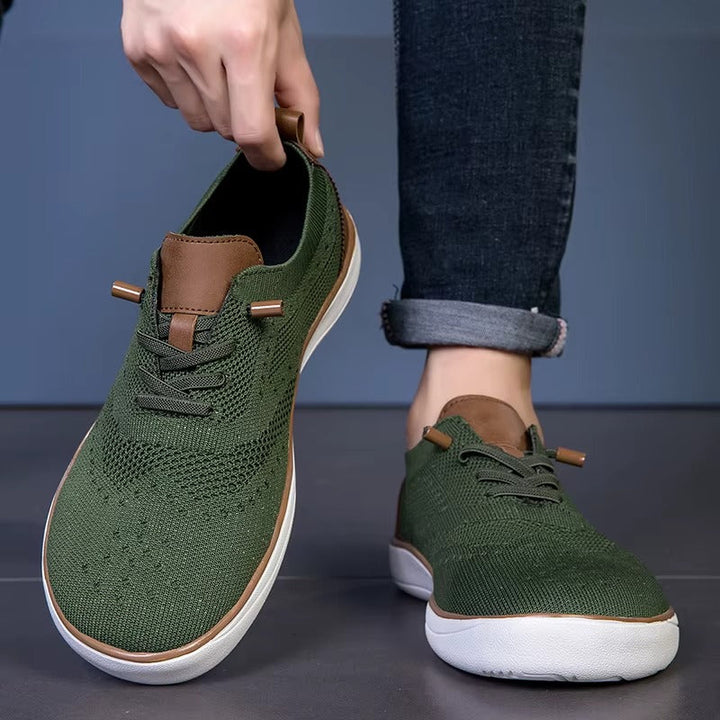 WIDE FIT WALKING SHOES